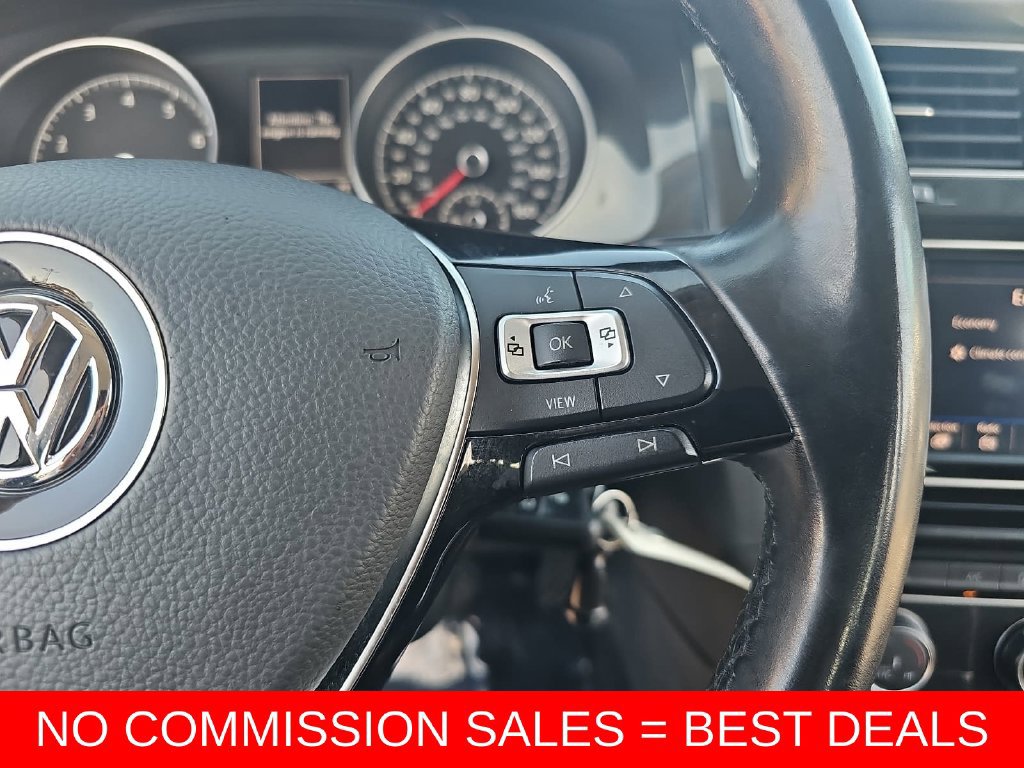 Used 2019 Volkswagen Golf S w/ Driver Assistance Package FWD image 17
