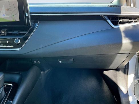 Used 2023 Toyota Corolla LE image 17