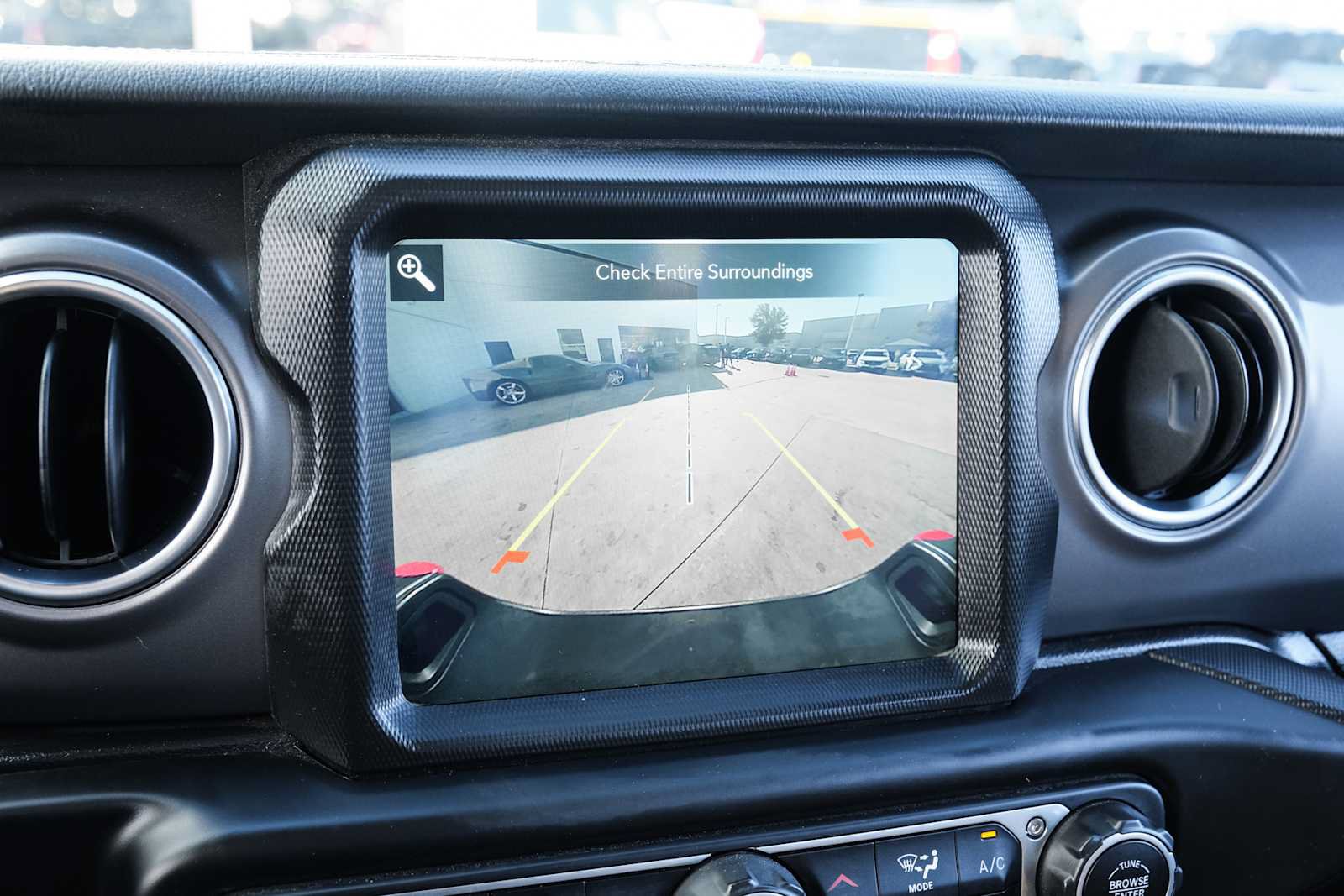 Used 2021 Jeep Gladiator Rubicon AWD/4WD image 47
