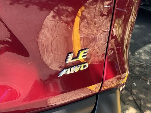 Used 2025 Toyota RAV4 LE AWD/4WD image 26