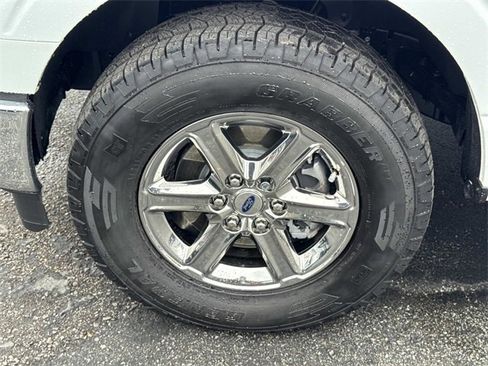 Used 2024 Ford F150 XLT w/ Tow/Haul Package image 38