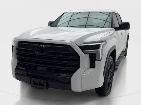 Used 2026 Toyota Tundra SR5 w/ SX Package RWD image 4