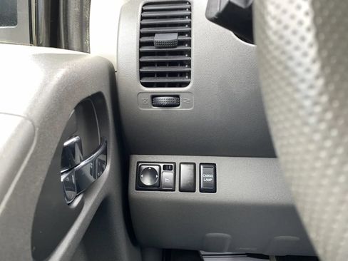 Used 2019 Nissan Frontier SV RWD image 17