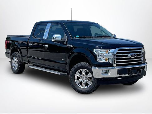 Used 2017 Ford F150 XLT w/ XTR Package AWD/4WD image 13
