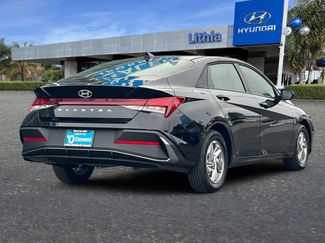 New 2026 Hyundai Elantra SE video 2