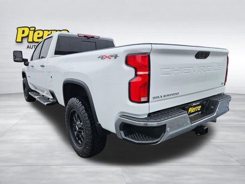 Used 2025 Chevrolet Silverado 3500 LTZ w/ LTZ Convenience Package image 3