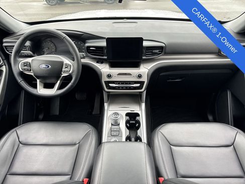 Used 2024 Ford Explorer XLT w/ Equipment Group 202A image 17