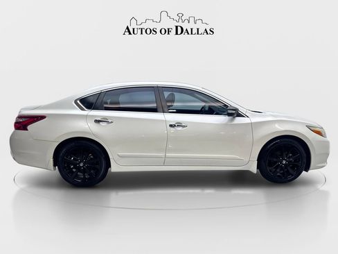 Used 2017 Nissan Altima 2.5 SV FWD image 10