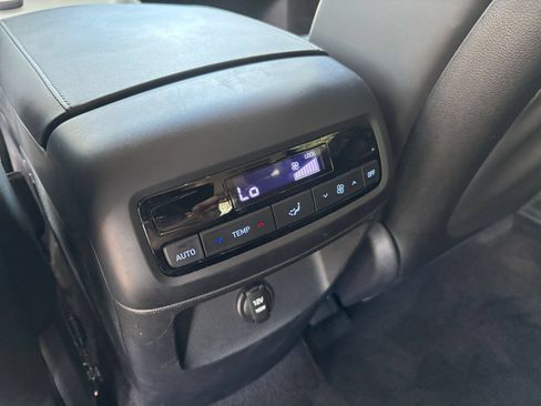Used 2025 Hyundai Palisade SEL FWD image 22