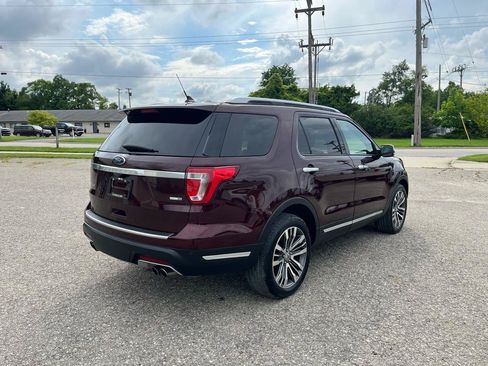 Used 2019 Ford Explorer Platinum AWD/4WD image 5