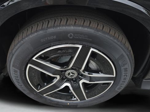 New 2026 Mercedes-Benz GLC 300 image 10