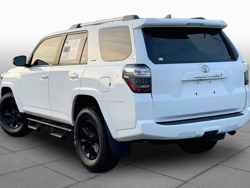Used 2023 Toyota 4Runner SR5 Premium w/ Moonroof Package RWD image 12