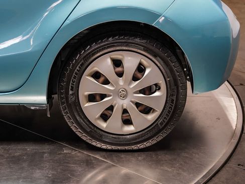 Used 2014 Toyota Prius C One FWD image 10