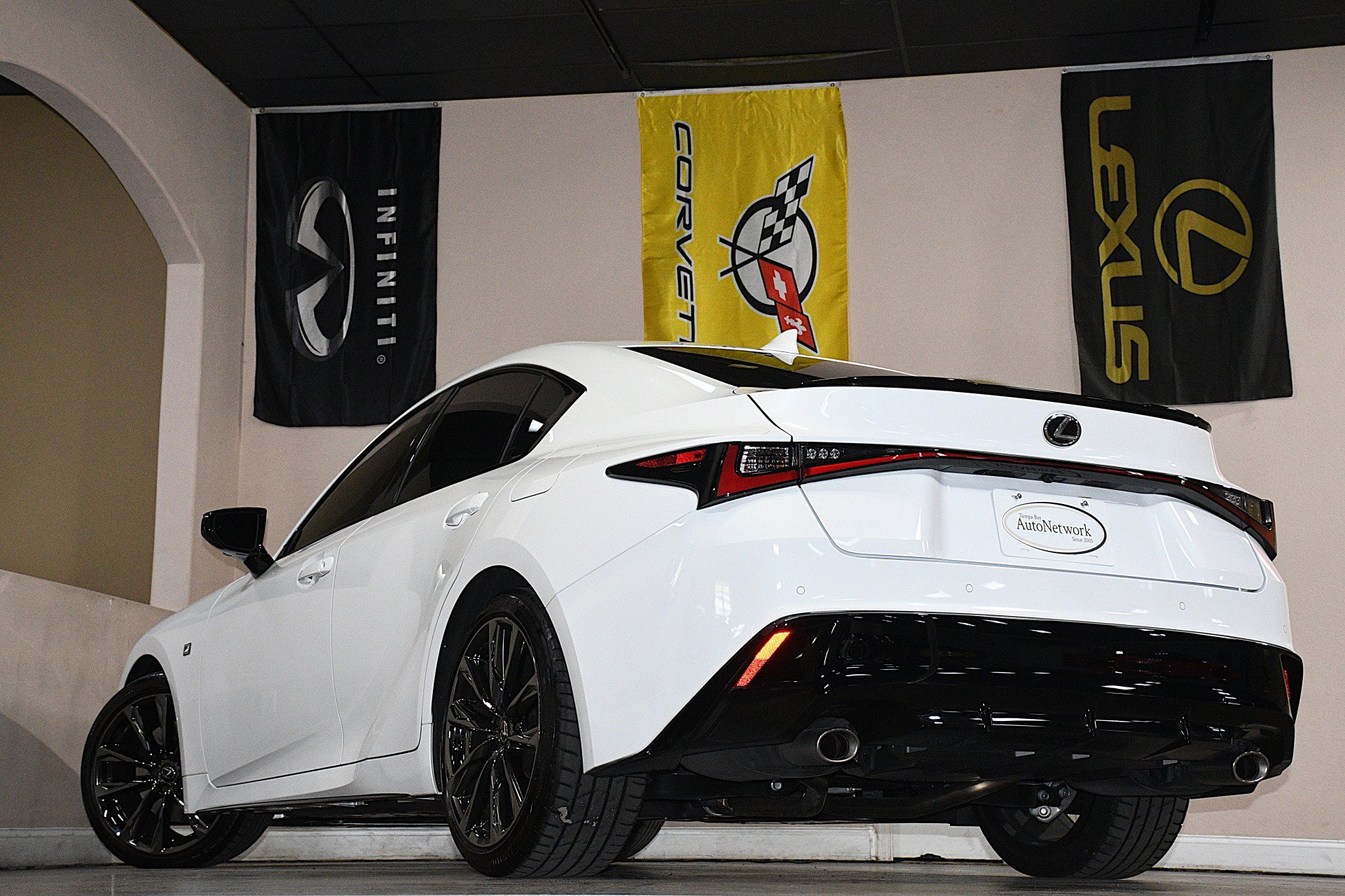 Used 2025 Lexus IS 350 F Sport RWD image 86
