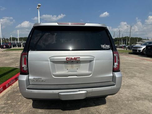 Used 2017 GMC Yukon SLT w/ Open Road Package RWD image 6