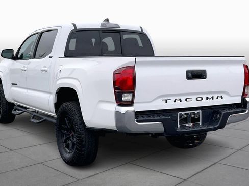 Used 2020 Toyota Tacoma SR5 w/ Blackout Package image 11