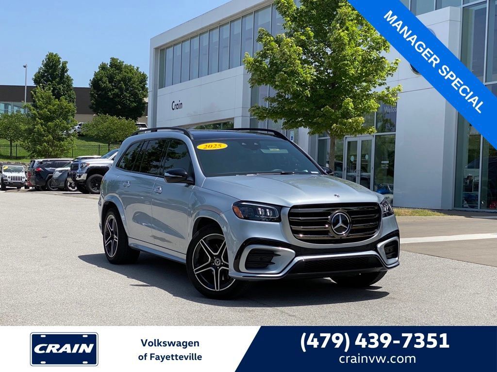 Used 2025 Mercedes-Benz GLS 450 4MATIC image 1