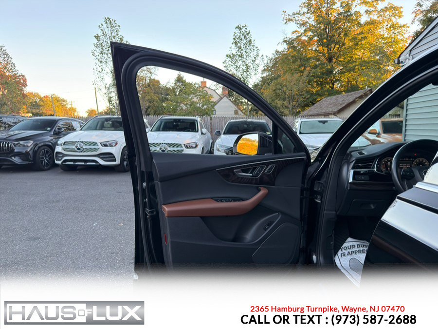 Used 2021 Audi Q7 2.0T Premium w/ Convenience Package AWD/4WD image 10
