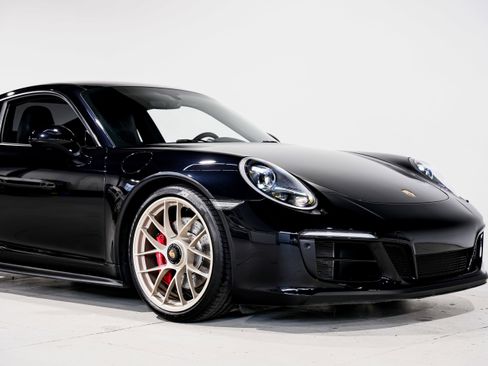 Used 2018 Porsche 911 Carrera GTS image 37