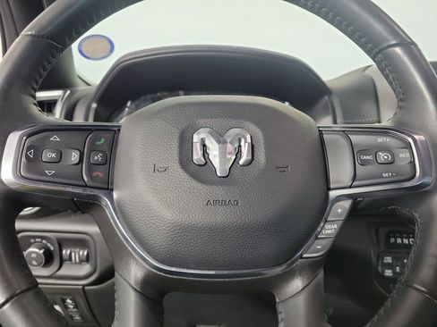 Used 2024 RAM 1500 Laramie AWD/4WD image 15