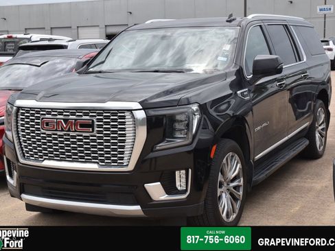 Used 2022 GMC Yukon XL Denali AWD/4WD image 1
