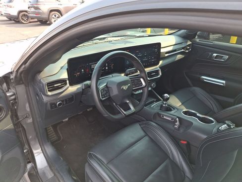 Used 2024 Ford Mustang GT Premium w/ GT Performance Package RWD image 17
