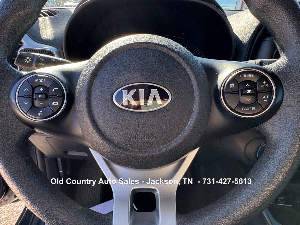 Used 2021 Kia Soul LX FWD image 23