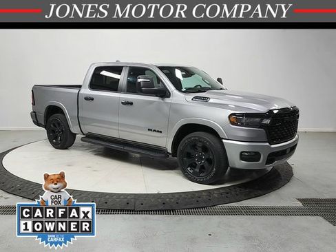 Used 2025 RAM 1500 Lone Star AWD/4WD image 1