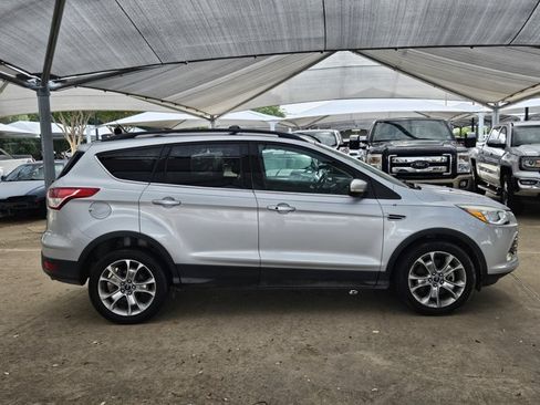 Used 2013 Ford Escape SEL FWD image 4