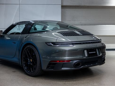 Certified 2024 Porsche 911 Targa 4 GTS AWD/4WD image 26