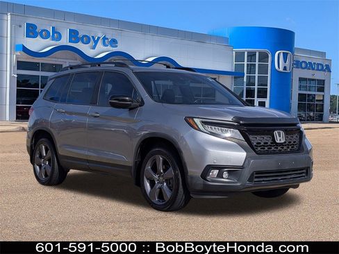 Used 2019 Honda Passport Touring image 1