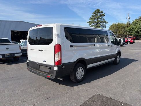 Used 2024 Ford Transit 350 XLT image 7