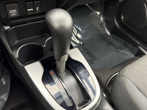 Used 2015 Honda Fit EX image 20