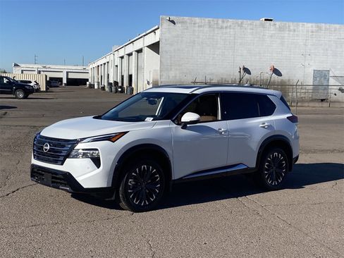 New 2026 Nissan Rogue Platinum w/ Tech Package image 2