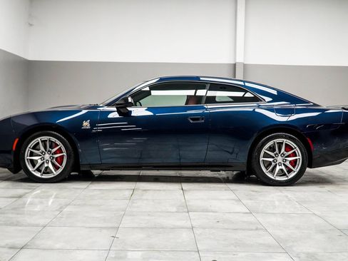 Used 2025 Dodge Charger R/T Scat Pack w/ Track Pack image 10