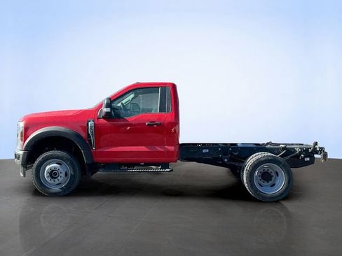 New 2026 Ford F550 4x4 Regular Cab Super Duty image 3