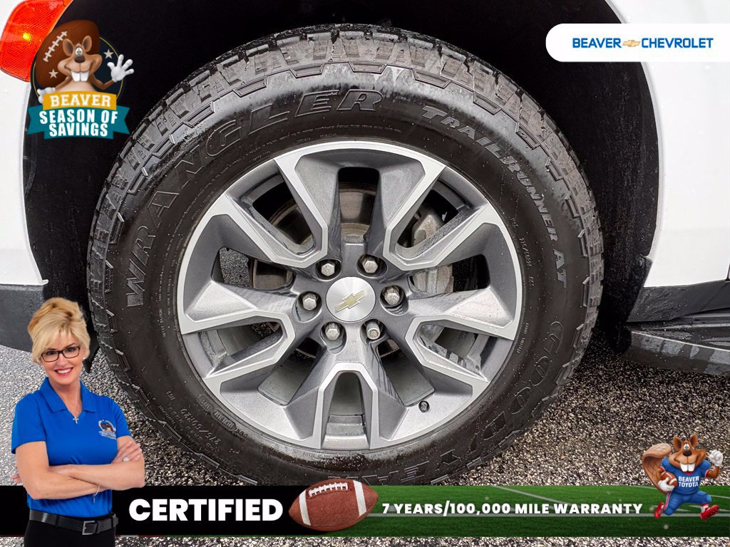 Used 2021 Chevrolet Suburban LT AWD/4WD image 10