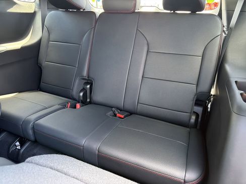 New 2026 Chevrolet Traverse RS w/ LPO, Floor Liner Package image 20