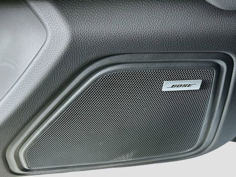 Certified 2026 Porsche Macan AWD/4WD image 20