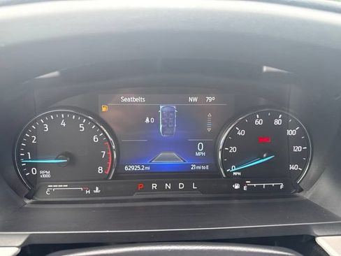 Used 2023 Ford Explorer XLT w/ Equipment Group 202A RWD image 16