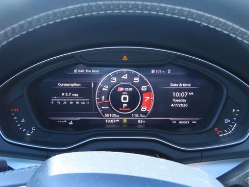 Used 2018 Audi SQ5 Prestige w/ Prestige Package image 19