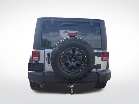 Used 2017 Jeep Wrangler Unlimited Sport w/ Quick Order Package 24S AWD/4WD image 3