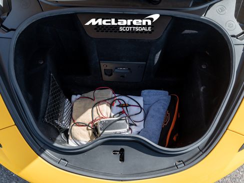Used 2017 McLaren 570S Coupe RWD image 31