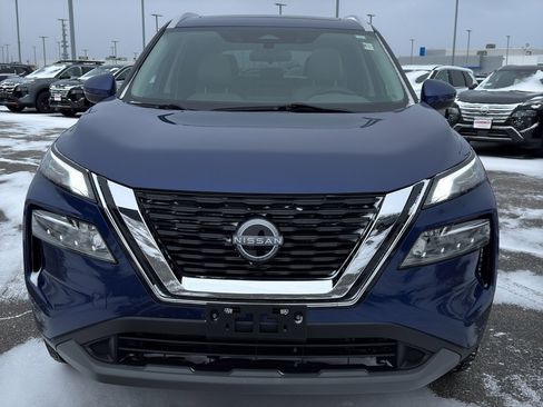 Certified 2023 Nissan Rogue SV w/ SV Premium Package image 3