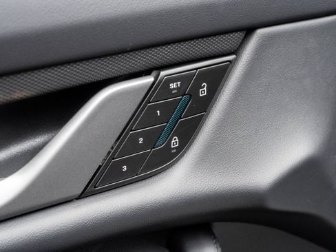 New 2026 Porsche Taycan 4S AWD/4WD image 26