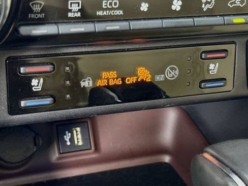 Certified 2025 Toyota RAV4 Limited w/ Advanced Technology Package FWD image 21