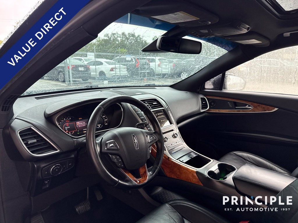 Used 2016 Lincoln MKX Reserve w/ Technology Package AWD/4WD image 28