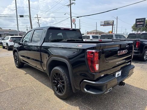 Used 2024 GMC Sierra 1500 Elevation w/ X31 Off-Road Package AWD/4WD image 9