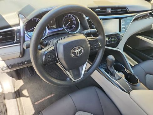 Used 2018 Toyota Camry LE w/ Convenience Package image 10
