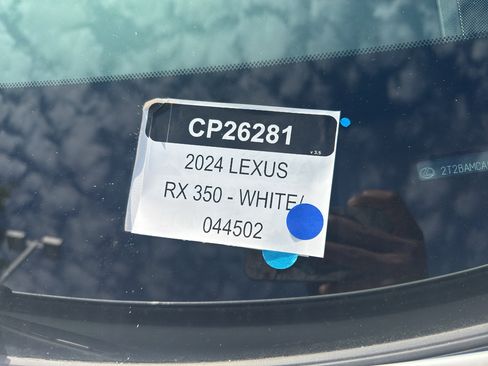 Used 2024 Lexus RX 350 Premium w/ Convenience Package AWD/4WD image 38